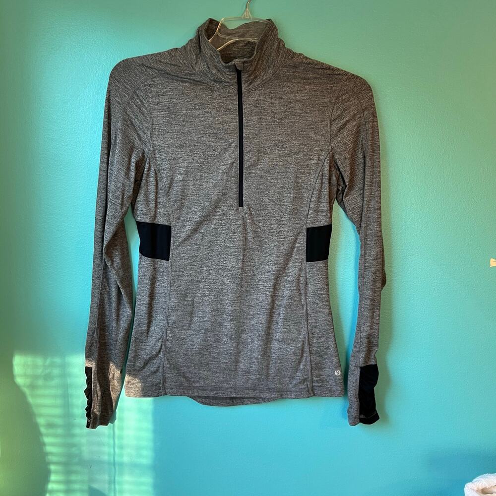 Layer 8 Performance Athletic Top Long Sleeve Size… - image 4